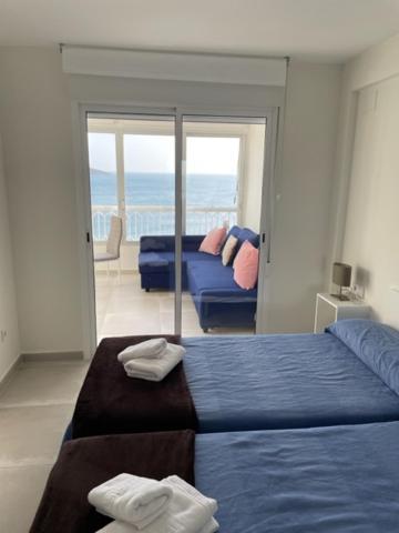 Precioso Apartamento A Estrenar En Primera Linea De Playa Бенидорм Екстериор снимка