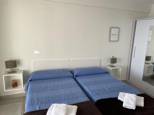 Precioso Apartamento A Estrenar En Primera Linea De Playa Бенидорм Екстериор снимка