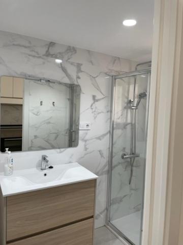 Precioso Apartamento A Estrenar En Primera Linea De Playa Бенидорм Екстериор снимка