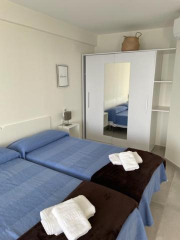 Precioso Apartamento A Estrenar En Primera Linea De Playa Бенидорм Екстериор снимка