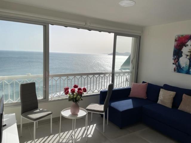 Precioso Apartamento A Estrenar En Primera Linea De Playa Бенидорм Екстериор снимка
